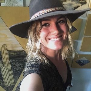 Meet your Posher, Angela